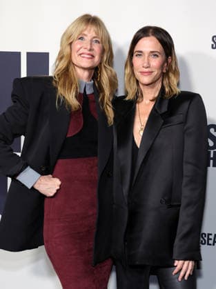 18 December 2025 - Los Angeles, California - Laura Dern, Kristen Wiig. Los Angeles Premiere Of Searchlight Pictures Is This Thing On? held at Vidiots.in Los Angeles. Los Angeles USA - ZUMAa123 20251218_zaa_a123_021 Copyright: xADx