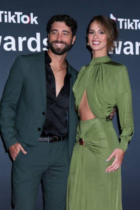USA - TikTok Awards - Los Angeles LOS ANGELES - DEC 18: Joey Graziadei, Kelsey Anderson at the TikTok Awards at the Hollywood Palladium on December 18, 2025 in Los Angeles, CA Los Angeles CA USA  Copyright: xKathyxHutchinsx xHutchinsxPhotox