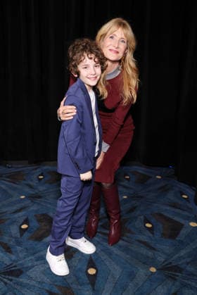 18 December 2025 - Los Angeles, California - Calvin Knegten, Laura Dern Los Angeles Premiere Of Searchlight Pictures Is This Thing On? held at Vidiots.in Los Angeles. Los Angeles USA - ZUMAa123 20251218_zaa_a123_041 Copyright: xADx