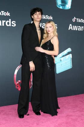 December 19, 2025, Los Angeles, Ca, USA: LOS ANGELES - DEC 18: Landon Barker, Skyla Sanders at the TikTok Awards at the Hollywood Palladium on December 18, 2025 in Los Angeles, CA Los Angeles USA - ZUMAnc22 20251219_zaa_nc22_104 Copyright: xKathyxHutchinsx