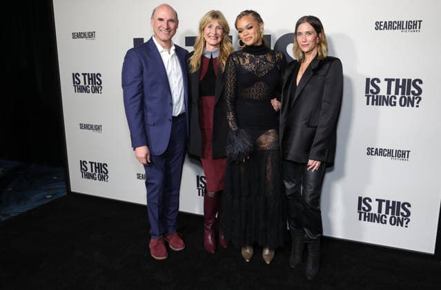 18 December 2025 Los Angeles, California Matthew Greenfield, Laura Dern, Andra Day, Kristen Wiig Los Angeles Premiere Of Searchlight Pictures Is This Thing On held at Vidiots in Los Angeles Photo Credit AdMedia 451650 2025 12 18 CA Los Angeles Etats Unis  Copyright: xAdMediax STAR_451650_033