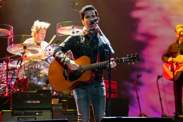 December 18, 2025, London, United Kingdom: Kelly Jones of The Stereophonics seen performing live on stage at The O2 Arena. Stereophonics played The O2 Arena 18th December 2025 As the last date in their Winter Arena Tour . Stereophonics are Kelly Jones, Richard Jones, Adam Zindani and Jamie Morrison London United Kingdom - ZUMAs197 20251218_aaa_s197_427 Copyright: xBonniexBritainx