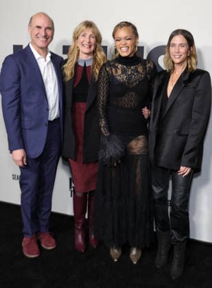 Is This Thing On Premiere - LA Matthew Greenfield, Laura Dern, Andra Day, Kristen Wiig At The Los Angeles Premiere Of Searchlight Pictures Is This Thing On? At Vidiots In Los Angeles CA, USA on December 18, 2025. Photo by Fati S ABACAPRESS.COM Los Angeles CA United States  Copyright: xFatixSadou ABACAPRESS.COMx
