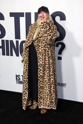 Is This Thing On Premiere - LA Sia At The Los Angeles Premiere Of Searchlight Pictures Is This Thing On? At Vidiots In Los Angeles CA, USA on December 18, 2025. Photo by Fati S ABACAPRESS.COM Los Angeles CA United States  Copyright: xFatixSadou ABACAPRESS.COMx