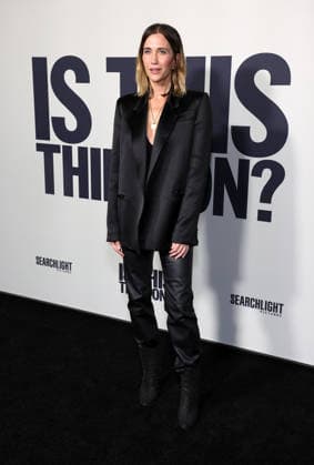 Los Angeles Premiere Of Searchlight Pictures Is This Thing On? 18 December 2025 . Los Angeles, California - Kristen Wiig At Los Angeles Premiere Of Searchlight Pictures Is This Thing On? held at Vidiots in Los Angeles., Credit:Sadou Faye Avalon United States, CA, Los Angeles, Vidiots  Copyright: xSadouxFayex xAvalonx 1060335280