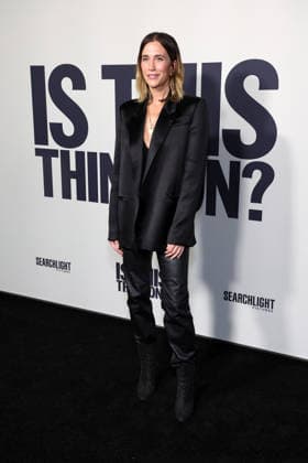 Los Angeles Premiere Of Searchlight Pictures Is This Thing On? 18 December 2025 . Los Angeles, California - Kristen Wiig At Los Angeles Premiere Of Searchlight Pictures Is This Thing On? held at Vidiots in Los Angeles., Credit:Sadou Faye Avalon United States, CA, Los Angeles, Vidiots  Copyright: xSadouxFayex xAvalonx 1060335287