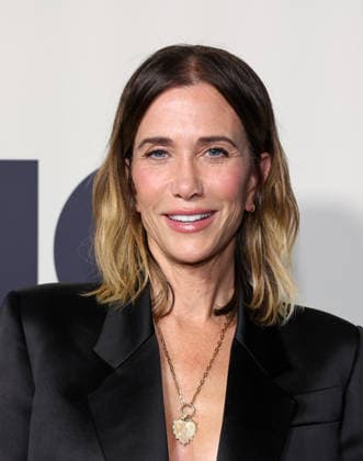 Los Angeles Premiere Of Searchlight Pictures Is This Thing On? 18 December 2025 . Los Angeles, California - Kristen Wiig At Los Angeles Premiere Of Searchlight Pictures Is This Thing On? held at Vidiots in Los Angeles., Credit:Sadou Faye Avalon United States, CA, Los Angeles, Vidiots  Copyright: xSadouxFayex xAvalonx 1060335315