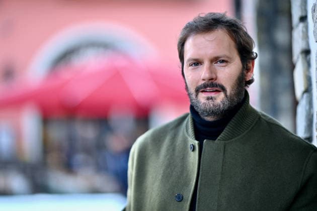 Les Arcs Film Festival - Day six. FC LES ARCS, FRANCE - DECEMBER 19 Hugo Becker poses during Day Seven of Les Arcs Film Festival on December 19, 2025 in Les Arcs, France. Photo by Franck Castel ABACAPRESS.COM Les Arcs France  Copyright: xCastelxFranck ABACAx