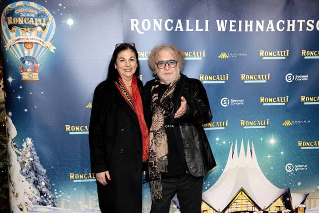 Eliana Larible and Bernahrd Paul at the Roncalli Weihnachtscircus premiere at the Tempodrom on 19 12 2025 in Berlin Roncalli Weihnachtscircus premiere in Berlin