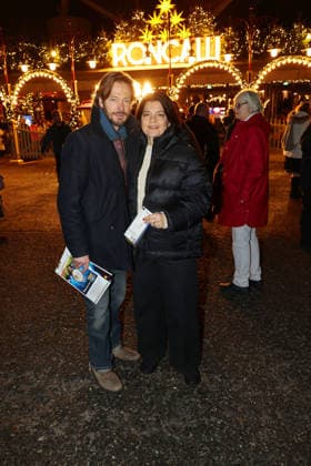 Andreas Pietschmann and Jasmin Tabatabai at the Roncalli Weihnachtscircus premiere at the Tempodrom on 19 12 2025 in Berlin Roncalli Weihnachtscircus premiere in Berlin