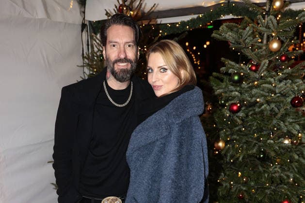 Alec Voelkel and Johanna Voelkel at the Roncalli Weihnachtscircus premiere at the Tempodrom on 19 12 2025 in Berlin Roncalli Weihnachtscircus premiere in Berlin