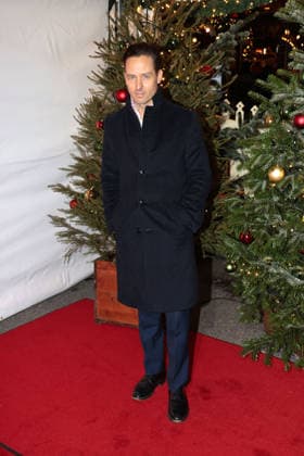 Tom Schilling at the Roncalli Weihnachtscircus premiere at the Tempodrom on 19 12 2025 in Berlin Roncalli Weihnachtscircus premiere in Berlin