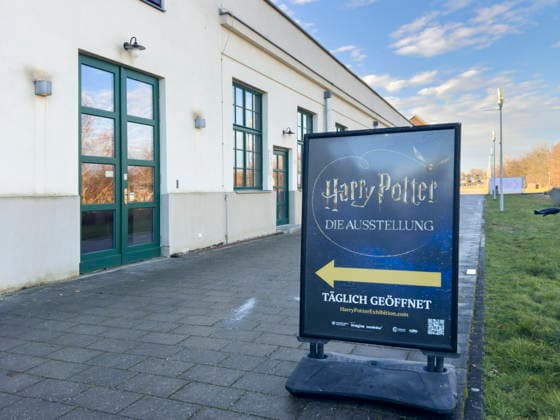 Exhibition opening Harry Potter The Exhibition at the Erlwein Forum in Dresden It is the most comprehensive collection of Harry Potter film props and costumes to date Harry Potter The Exhibition can be experienced until May 3, 2026