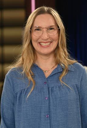 Psychotherapist Franca Cerutti, podcast Psychology to go and ARD documentary series Family Therapy, psychotherapist and podcaster Franca Cerutti invites four families to the countryside for intensive family coaching, as a guest on the WDR talk show Kölner Treff