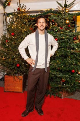 Premiere 21 Roncalli Weihnachtscircus Tim Oliver Schultz at the premiere of the 21 Roncalli Weihnachtscircus at the Tempodrom on 19 12 2025 in Berlin Copyright: xEventpressxKochanx
