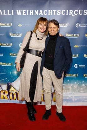 Premiere 21 Roncalli Weihnachtscircus Barbara Bahro and Wolfgang Bahro at the premiere of the 21 Roncalli Weihnachtscircus at the Tempodrom on 19 12 2025 in Berlin Copyright: xEventpressxKochanx