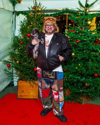 Premiere 21 Roncalli Weihnachtscircus Oliver Polak at the premiere of the 21 Roncalli Weihnachtscircus at the Tempodrom on 19 12 2025 in Berlin Copyright: xEventpressxKochanx