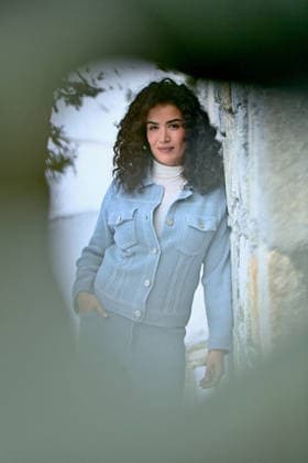 Les Arcs Film Festival - Day six. FC LES ARCS, FRANCE - DECEMBER 19 Sabrina Ouazani poses during Day Seven of Les Arcs Film Festival on December 19, 2025 in Les Arcs, France.Photo by Franck Castel ABACAPRESS.COM Les Arcs France  Copyright: xCastelxFranck ABACAx