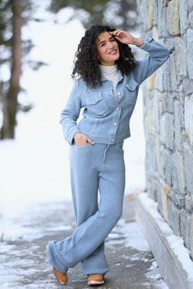 Les Arcs Film Festival - Day six. FC LES ARCS, FRANCE - DECEMBER 19 Sabrina Ouazani poses during Day Seven of Les Arcs Film Festival on December 19, 2025 in Les Arcs, France.Photo by Franck Castel ABACAPRESS.COM Les Arcs France  Copyright: xCastelxFranck ABACAx