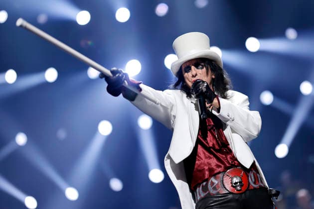 Rock musician Alice Cooper live at the 40 Night of the Proms 2025 in the Lanxess Arena Cologne, 19 12 2025 NRW Germany Copyright: xChristophxHardtx