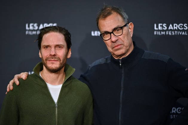 Closing Ceremony - Les Arcs Film Festival. FC LES ARCS, FRANCE - DECEMBER 19 Daniel Brühl and Dominik Moll attends the Closing Ceremony during Les Arcs Film Festival on December 20, 2025 in Les Arcs, France..Photo by Franck Castel ABACAPRESS.COM Les Arcs France  Copyright: xCastelxFranck ABACAx