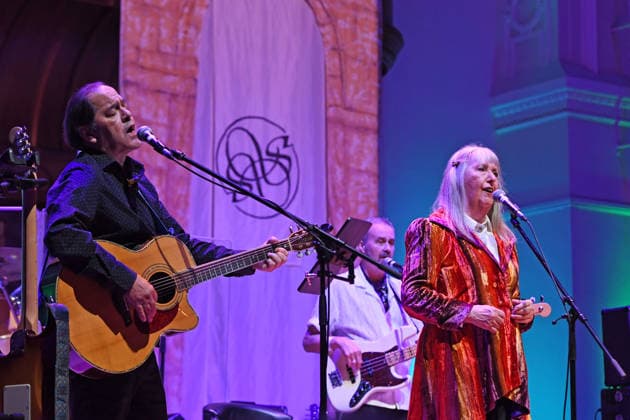 Steeleye Span performing at Cadogan Hall in London LONDON, ENGLAND - DECEMBER 19: Julian Littman and Maddy Prior of ™Steeleye Span™ performing at Cadogan Hall on December 19, 2025 in London, England CAP MAR MAR Great Britain UK Copyright: xMartinxHarris CapitalxPicturesx