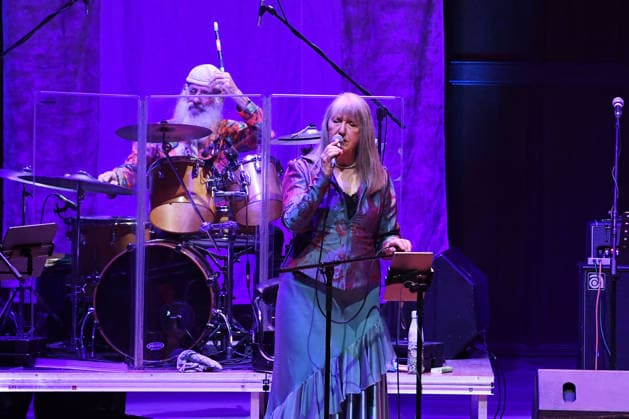 Steeleye Span performing at Cadogan Hall in London LONDON, ENGLAND - DECEMBER 19: Liam Genockey and Maddy Prior of ™Steeleye Span™ performing at Cadogan Hall on December 19, 2025 in London, England CAP MAR MAR Great Britain UK Copyright: xMartinxHarris CapitalxPicturesx