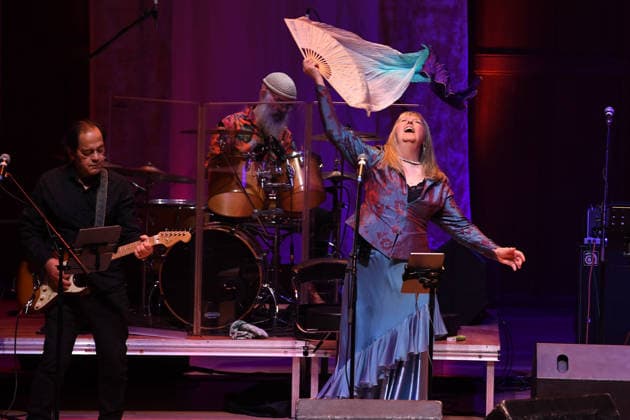 Steeleye Span performing at Cadogan Hall in London LONDON, ENGLAND - DECEMBER 19: Julian Littman, Liam Genockey and Maddy Prior of ™Steeleye Span™ performing at Cadogan Hall on December 19, 2025 in London, England CAP MAR MAR Great Britain UK Copyright: xMartinxHarris CapitalxPicturesx