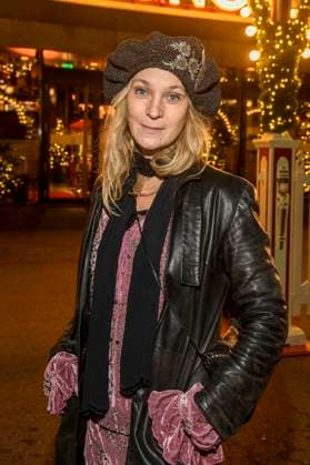 abb Jeanette Hain actress at the premiere of the 21 Roncalli Weihnachtscircus at the Tempodrom Berlin, on 19 12 2025 in Berlin Berlin Germany