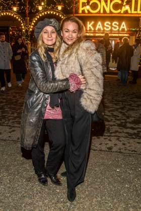 abb Jeanette Hain and Lisa Maria Potthoff actresses at the premiere of the 21 Roncalli Weihnachtscircus at the Tempodrom Berlin, on 19 12 2025 in Berlin Berlin Germany