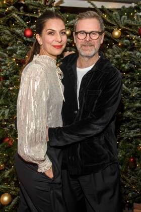 abb Theresa Kronthaler and Matthias Maschke actor couple at the premiere of the 21 Roncalli Weihnachtscircus at the Tempodrom Berlin, on 19 12 2025 in Berlin Berlin Germany