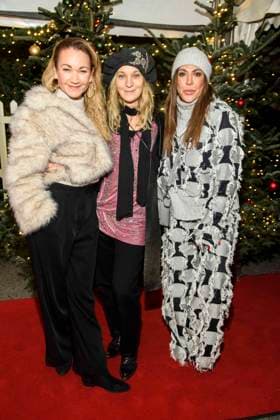 abb Lisa Maria Potthoff, Jeanette Hain and Simone Thomalla actresses at the premiere of the 21 Roncalli Weihnachtscircus at the Tempodrom Berlin, on 19 12 2025 in Berlin Berlin Germany