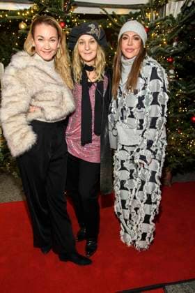abb Lisa Maria Potthoff, Jeanette Hain and Simone Thomalla actresses at the premiere of the 21 Roncalli Weihnachtscircus at the Tempodrom Berlin, on 19 12 2025 in Berlin Berlin Germany