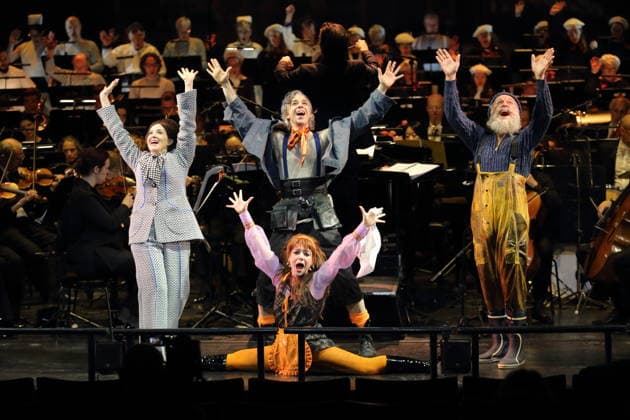 Alma Sade as Chica , Sophia Euskirchen as Virginia West , Alexander von Hugo as Anatol Brown and Hans Gröning as Jonas , f l , during the photo rehearsal for In Frisco ist der Teufel los at the Komische Oper im Schillertheater in Berlin, December 19, 2