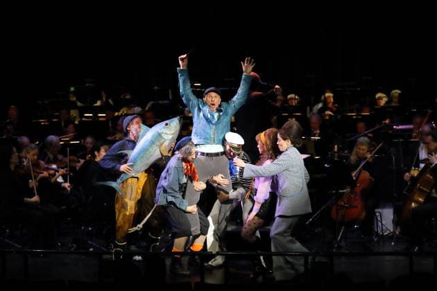 Hans Gröning as Jonas , Alexander von Hugo as Anatol Brown , Christoph Späth as Ben Benson , Tobias Joch as Kay , Sophia Euskirchen as Virginia West and Alma Sade as Chica , f l , during the pho