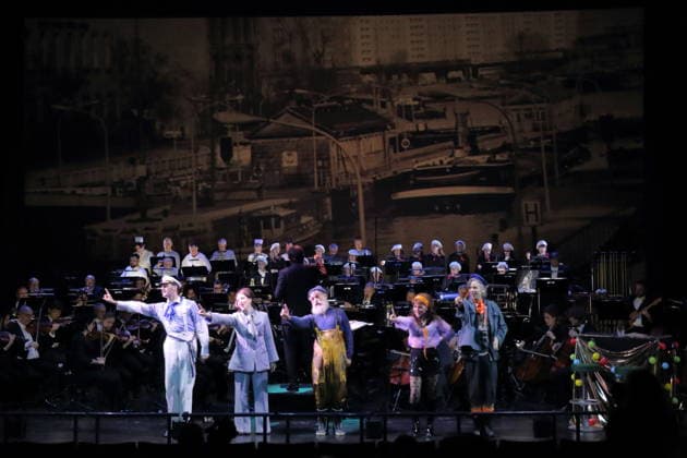 Tobias Joch as Kay , Alma Sade as Chica , Hans Gröning as Jonas , Sophia Euskirchen as Virginia West and Alexander von Hugo as Anatol Brown , f l , during the photo rehearsal for In Frisco ist der Teufel los at the Komische Oper