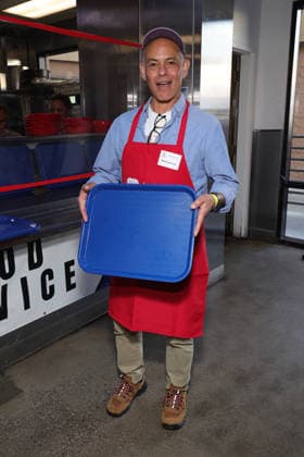 Celebrities take part in the Los Angeles Mission s Annual Thanksgiving Outreach on Skid Row, in Los Angeles, California Featuring: Mark Damon Espinoza Where: Los Angeles, California, United States When: 19 Dec 2025 Credit: Faye s Vision Cover Images EDITORIAL USE ONLY. NOT FOR USE BY NEWSPAPERS BASED IN THE UK. Copyright: xx coverimg55349147