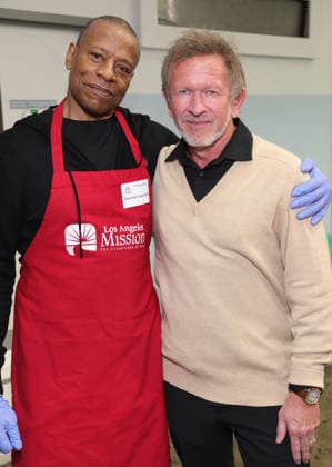 Celebrities take part in the Los Angeles Mission s Annual Thanksgiving Outreach on Skid Row, in Los Angeles, California Featuring: Sherman Augustus, Gregory Mielcarz Where: Los Angeles, California, United States When: 19 Dec 2025 Credit: Faye s Vision Cover Images EDITORIAL USE ONLY. NOT FOR USE BY NEWSPAPERS BASED IN THE UK. Copyright: xx coverimg55349111