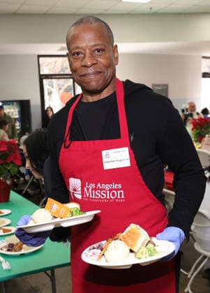 Celebrities take part in the Los Angeles Mission s Annual Thanksgiving Outreach on Skid Row, in Los Angeles, California Featuring: Sherman Augustus Where: Los Angeles, California, United States When: 19 Dec 2025 Credit: Faye s Vision Cover Images EDITORIAL USE ONLY. NOT FOR USE BY NEWSPAPERS BASED IN THE UK. Copyright: xx coverimg55349024