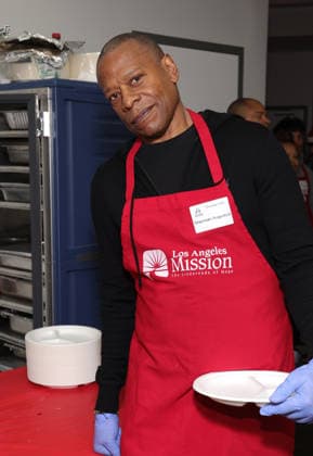 Celebrities take part in the Los Angeles Mission s Annual Thanksgiving Outreach on Skid Row, in Los Angeles, California Featuring: Sherman Augustus Where: Los Angeles, California, United States When: 19 Dec 2025 Credit: Faye s Vision Cover Images EDITORIAL USE ONLY. NOT FOR USE BY NEWSPAPERS BASED IN THE UK. Copyright: xx coverimg55349049