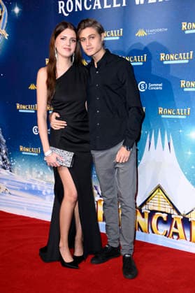 Leni Summer and Tyler von Jascheroff at the premiere of the 21 Original Roncalli Weihnachtscircus 2025 at the Tempodrom Berlin, 19 12 2025 Foto:xN.xKubelkax xFuturexImagex roncalli_5201