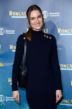 Josephin Busch at the premiere of the 21 Original Roncalli Weihnachtscircus 2025 at the Tempodrom Berlin, 19 12 2025 Foto:xN.xKubelkax xFuturexImagex roncalli_5237