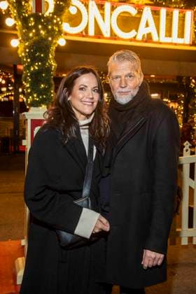 abb Bettina Zimmermann and Kai Wiesinger actors at the premiere of the 21 Roncalli Weihnachtscircus at the Tempodrom Berlin, on 19 12 2025 in Berlin Berlin Germany
