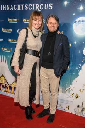 abb Barbara Bahro and Wolfgang Bahro Couple Actors at the premiere of the 21 Roncalli Weihnachtscircus at the Tempodrom Berlin, on 19 12 2025 in Berlin Berlin Germany