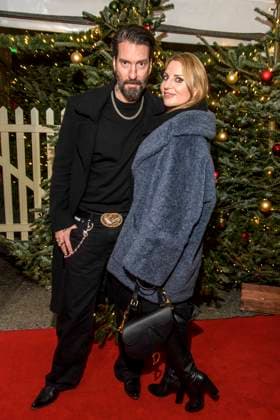 abb Alec Völkel and Johanna Völkel Voelkel couple musicians at the premiere of the 21 Roncalli Weihnachtscircus at the Tempodrom Berlin, on 19 12 2025 in Berlin Berlin Germany
