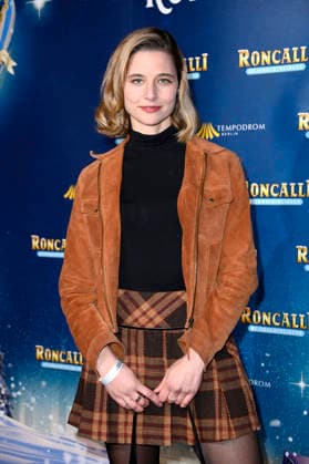 Svenja Jung at the premiere of the 21 Original Roncalli Weihnachtscircus 2025 at the Tempodrom Berlin, 19 12 2025 Foto:xN.xKubelkax xFuturexImagex roncalli_5284