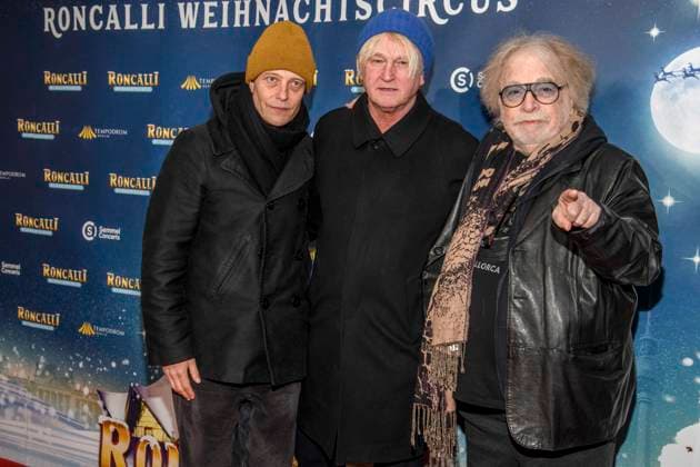 abb August Diehl, Detlev Buck and Bernhard Paul as guests at the premiere of the 21 Roncalli Weihnachtscircus at the Tempodrom Berlin, on 19 12 2025 in Berlin Berlin Germany
