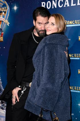 Alec Völkel with his wife Johanna Völkel at the premiere of the 21 Original Roncalli Weihnachtscircus 2025 at the Tempodrom Berlin, 19 12 2025 Foto:xN.xKubelkax xFuturexImagex roncalli_5304