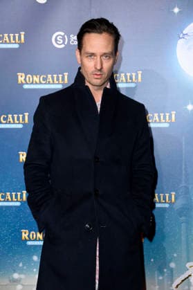 Tom Schilling at the premiere of the 21 Original Roncalli Weihnachtscircus 2025 at the Tempodrom Berlin, 19 12 2025 Foto:xN.xKubelkax xFuturexImagex roncalli_5327
