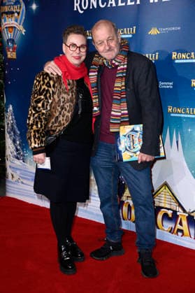 Leonard Lansink with wife Maren Muntenbeck at the premiere of the 21 Original Roncalli Weihnachtscircus 2025 at the Tempodrom Berlin, 19 12 2025 Foto:xN.xKubelkax xFuturexImagex roncalli_5330